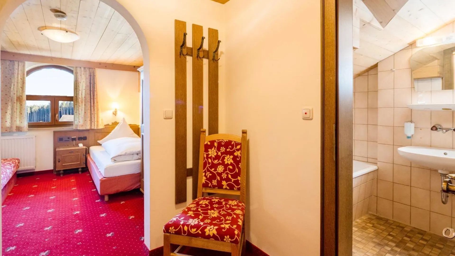 Hotel-Gasthof Huber Ebersberg Hotel