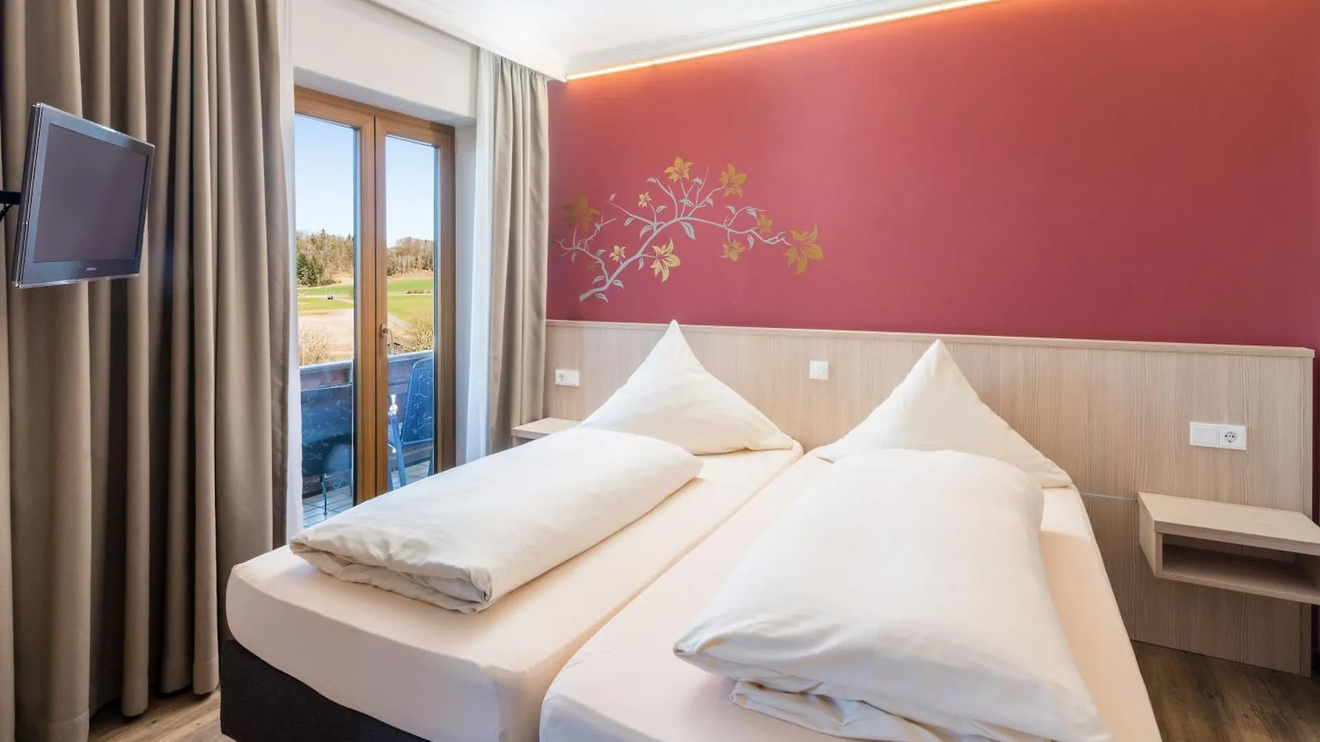 Hotel-Gasthof Huber Ebersberg 3*,  Tyskland